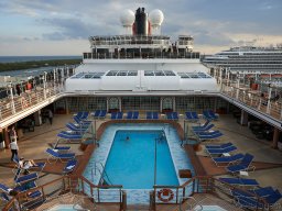 QueenVictoria2015-002